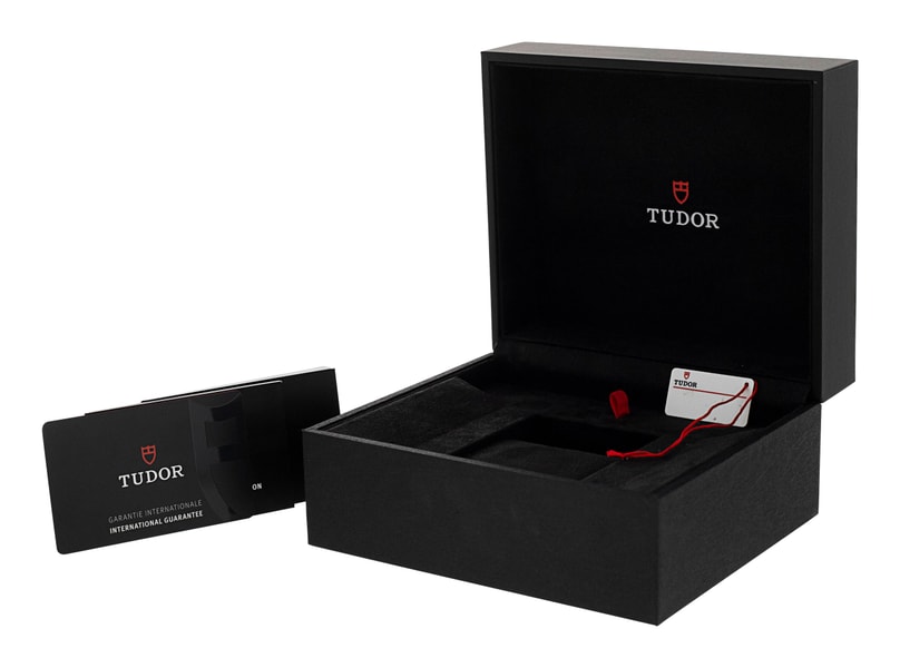 Tudor Black Bay M79230N-0009